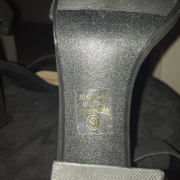 D brand block heels - Picture 7 of 7